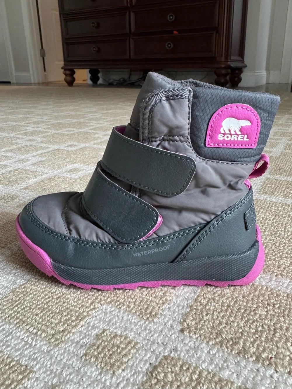 Sorel Whitney II Strap Waterproof Insulated Snow Boots Gray Pink Girls Size 9